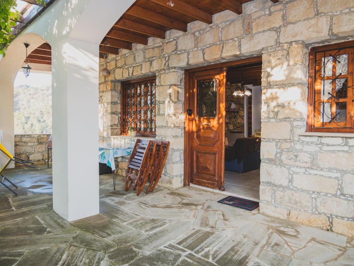 Revecca House Villa Agios Mamas Exterior photo